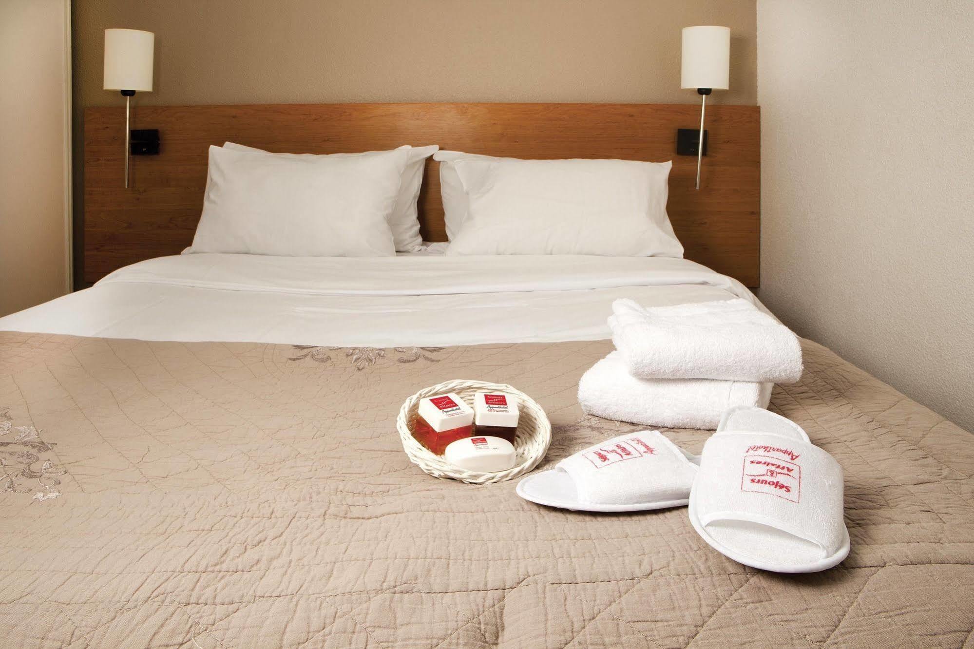 Sejours & Affaires Pantin Charles De Gaulle Aparthotel Ngoại thất bức ảnh